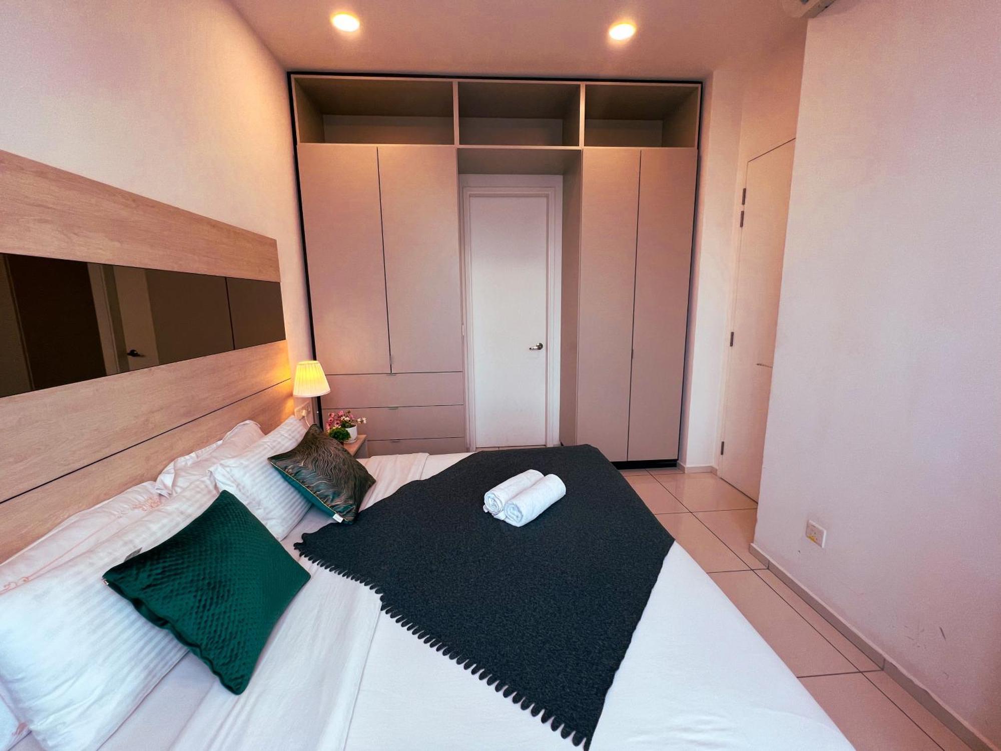 The Robertson By Tenang Homes Apartment *